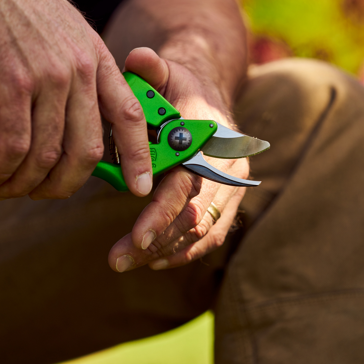 FELCO 6 POWER GREEN - Lifestyle - Context/Still