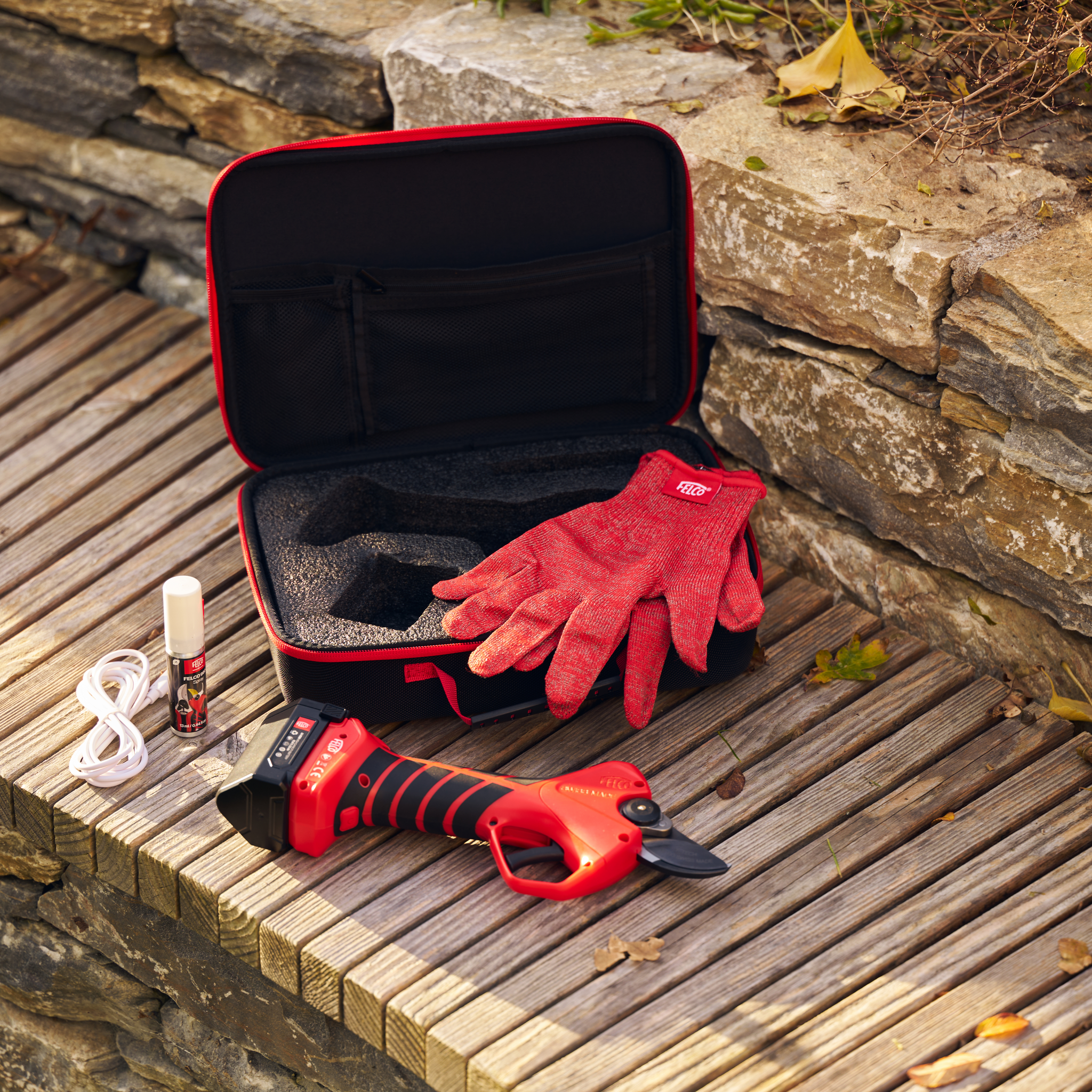 FELCO 2e - Lifestyle - Context/Still
