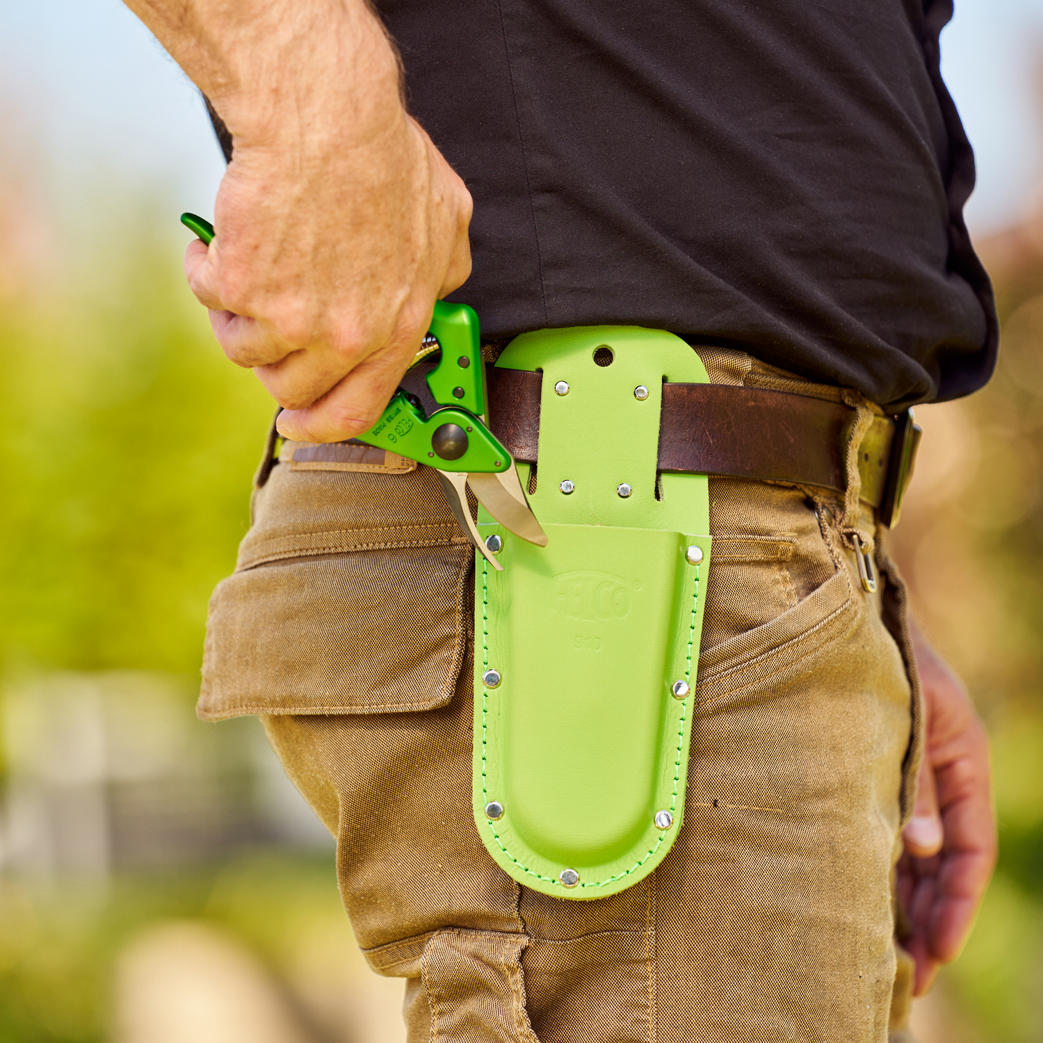 FELCO 6 COLOR EDITION - Lifestyle - Context/Still